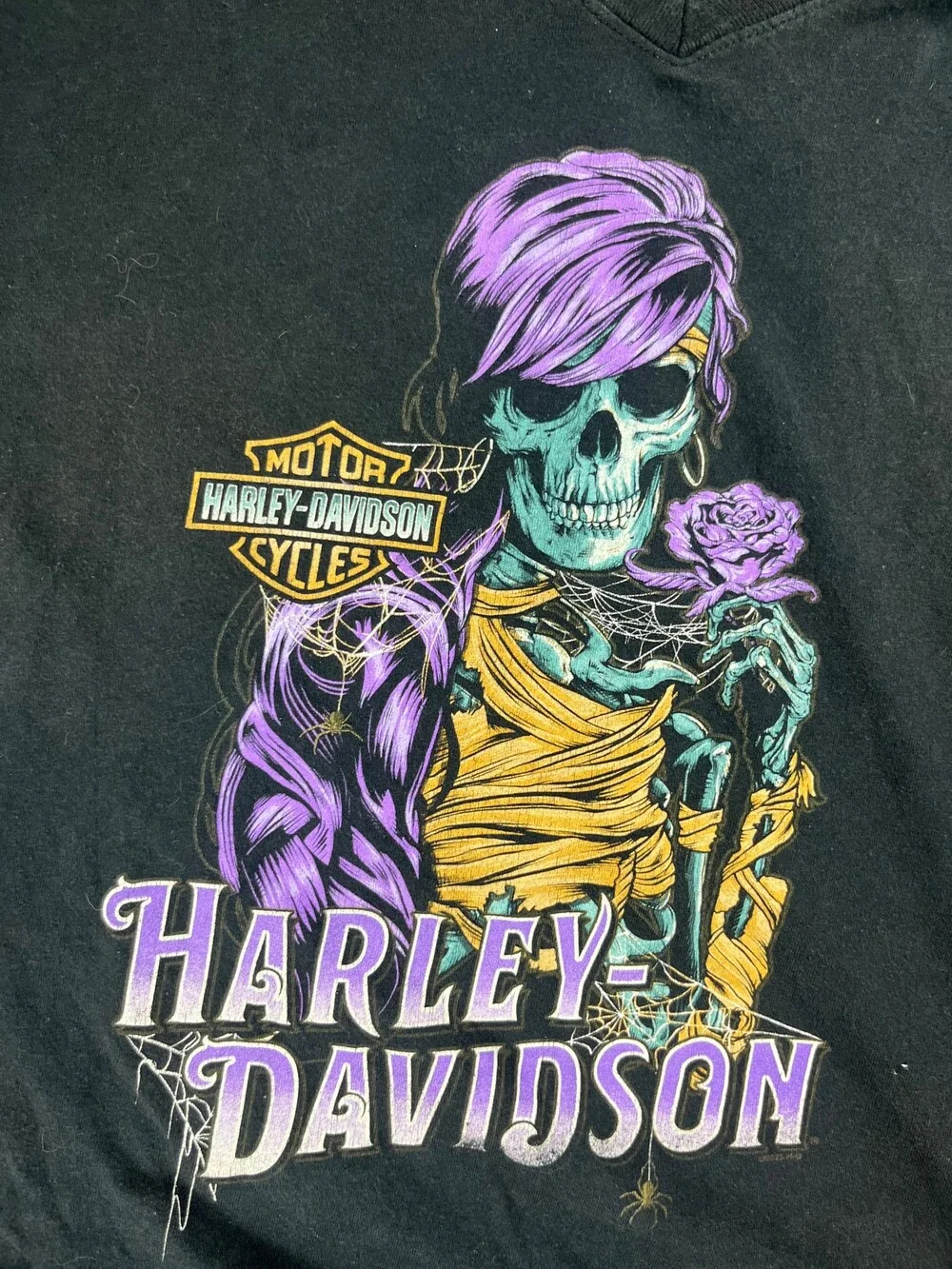 Harley-Davidson Large Black Cotton V-Neck T-Shirt Skeleton Graphic